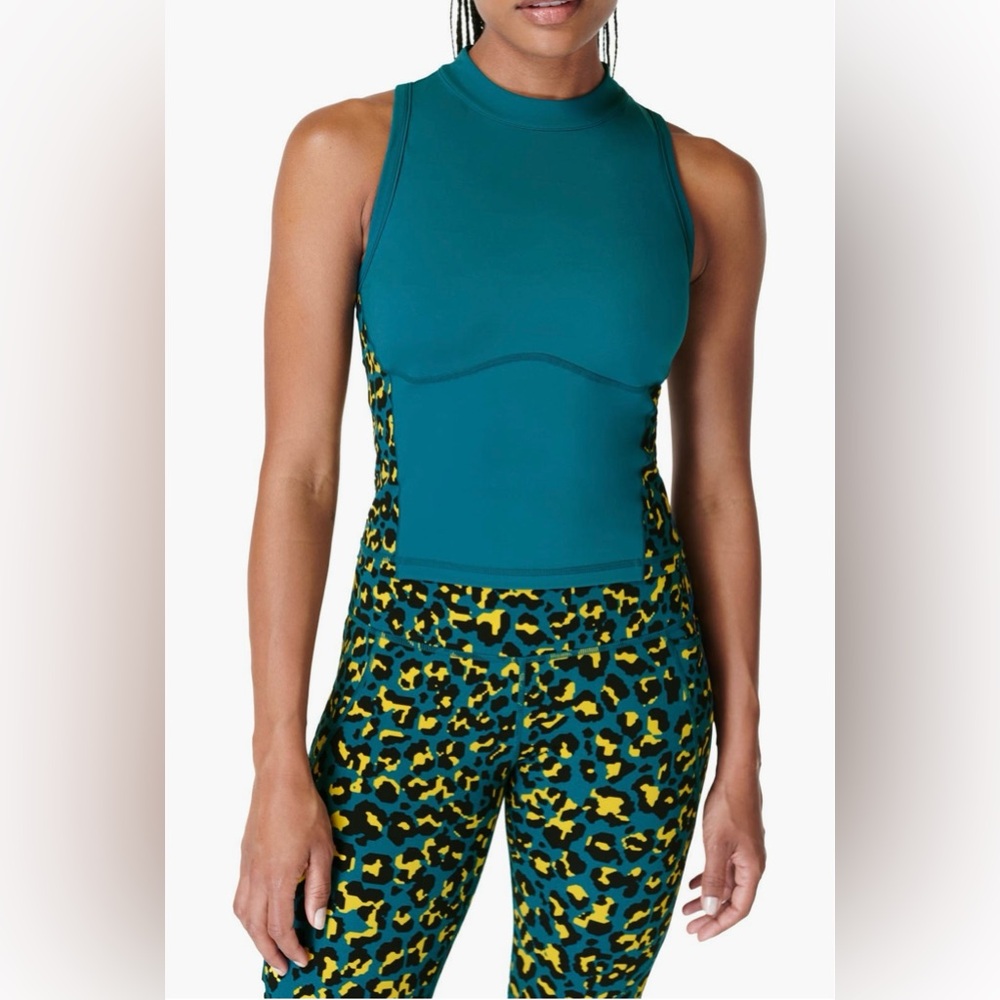 Sweaty Betty Power Zip Back Workout Crop Tank Blue Pixel Leopard Print Sz M NWT